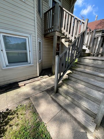 5742 S Marshfield Avenue, Chicago, IL 60636