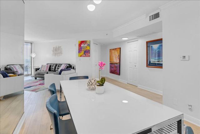 3000 N Ocean Drive 3B, Singer Island, FL 33404