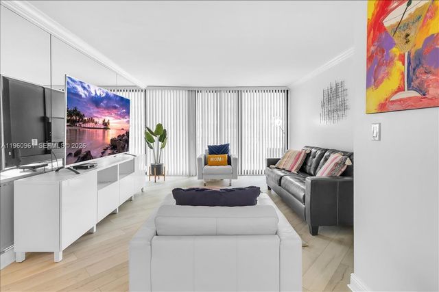 3000 N Ocean Drive 3B, Singer Island, FL 33404