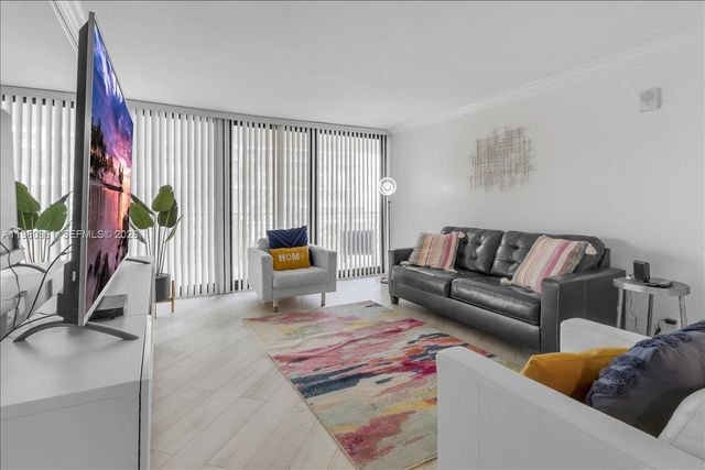 3000 N Ocean Drive 3B, Singer Island, FL 33404