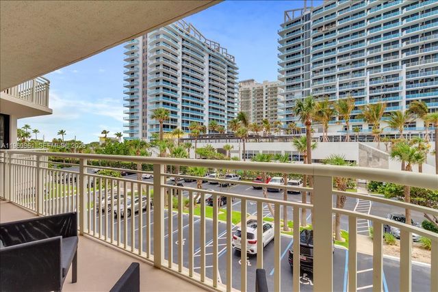 3000 N Ocean Drive 3B, Singer Island, FL 33404