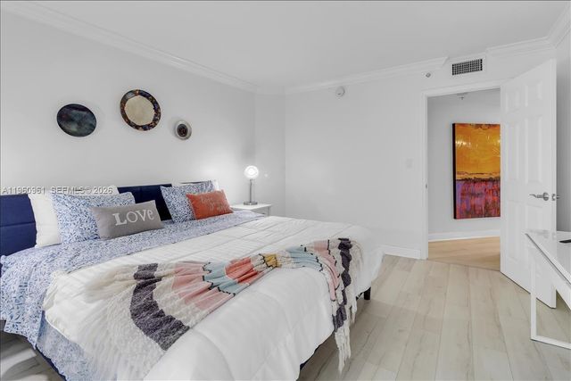 3000 N Ocean Drive 3B, Singer Island, FL 33404