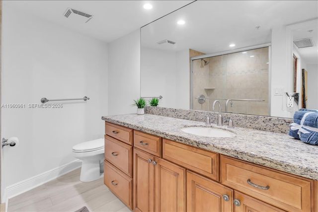 3000 N Ocean Drive 3B, Singer Island, FL 33404