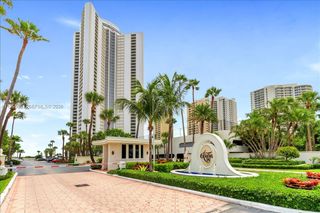 3000 N Ocean Drive 3B, Singer Island, FL 33404