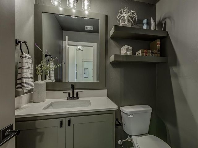 9205 SW 35th Street, Oklahoma City, OK 73179
