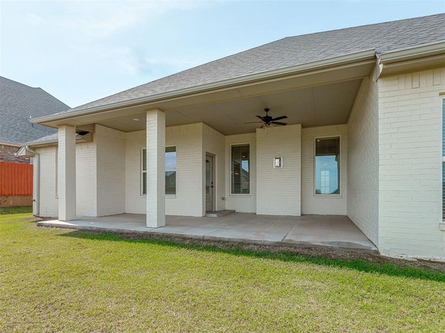 9205 SW 35th Street, Oklahoma City, OK 73179
