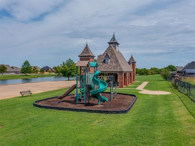 9205 SW 35th Street, Oklahoma City, OK 73179