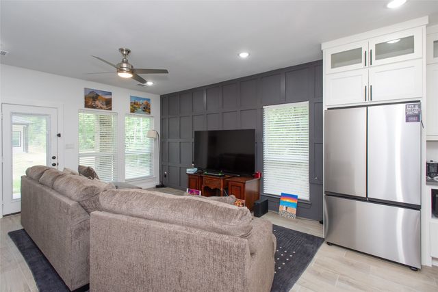 119 Driftwood Drive, Trinidad, TX 75163