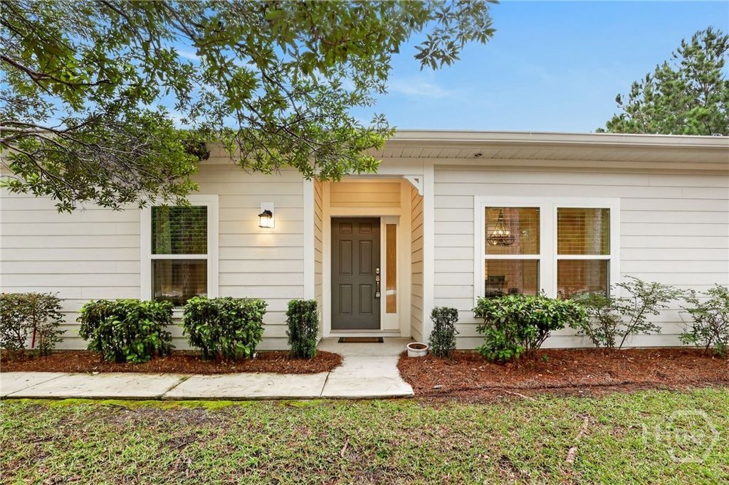 Image 2 of property listing at 14 Lower Creek Drive, Richmond Hill, GA 31324