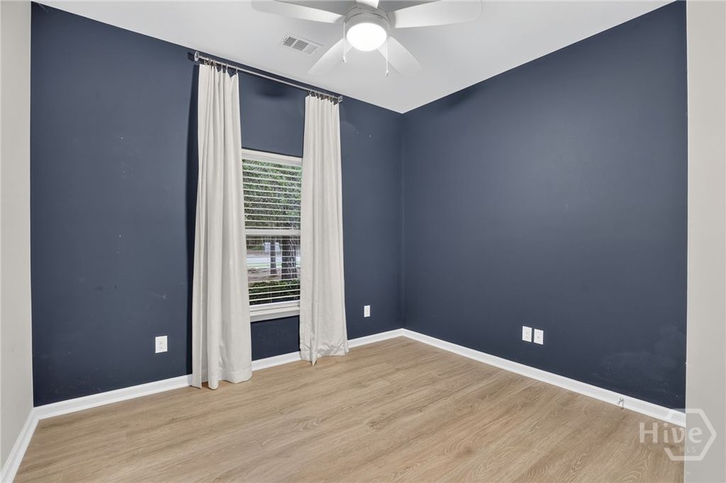 Image 27 of property listing at 14 Lower Creek Drive, Richmond Hill, GA 31324