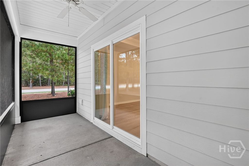 Image 38 of property listing at 14 Lower Creek Drive, Richmond Hill, GA 31324