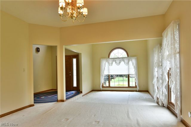 7581 Brookstone Place, Poland, OH 44514