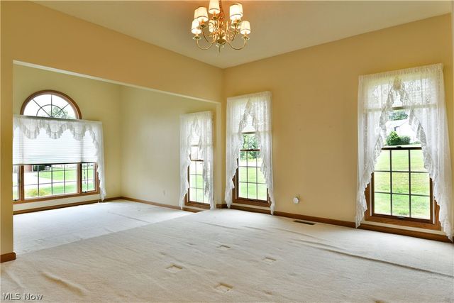7581 Brookstone Place, Poland, OH 44514