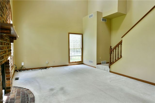 7581 Brookstone Place, Poland, OH 44514