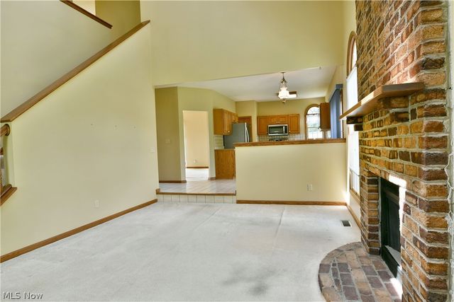7581 Brookstone Place, Poland, OH 44514