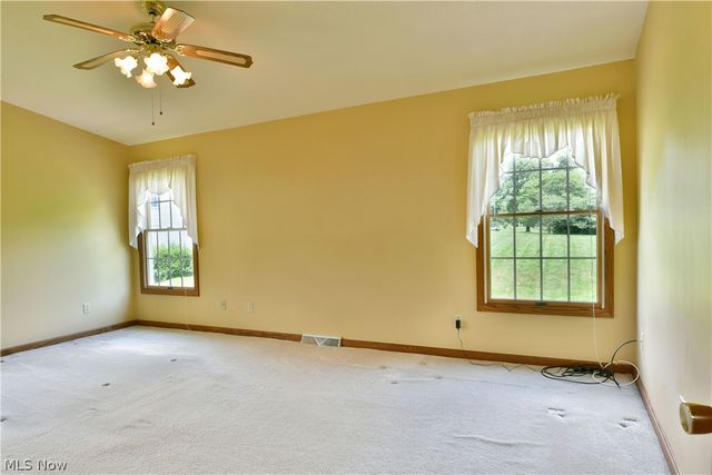 7581 Brookstone Place, Poland, OH 44514