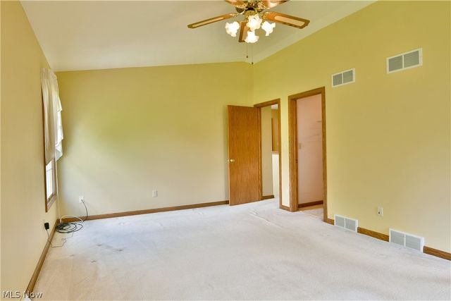 7581 Brookstone Place, Poland, OH 44514