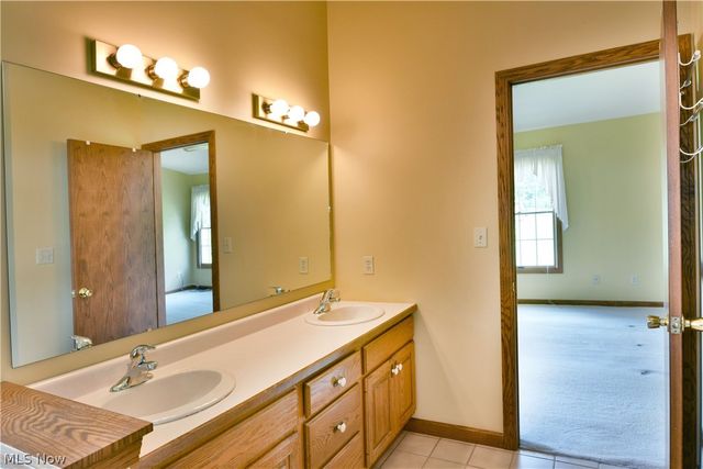 7581 Brookstone Place, Poland, OH 44514