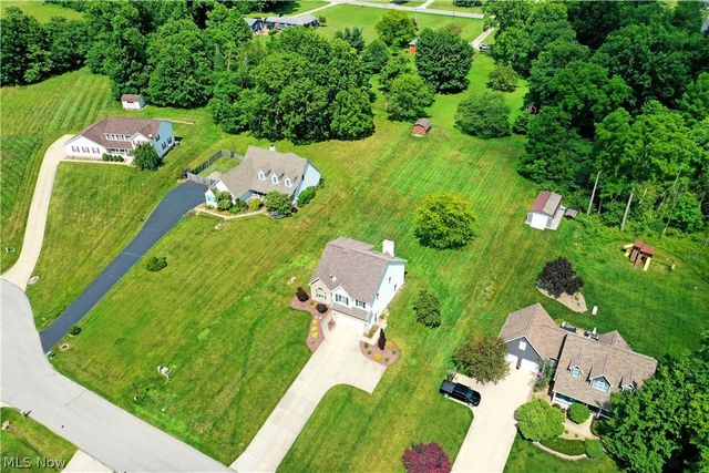 7581 Brookstone Place, Poland, OH 44514