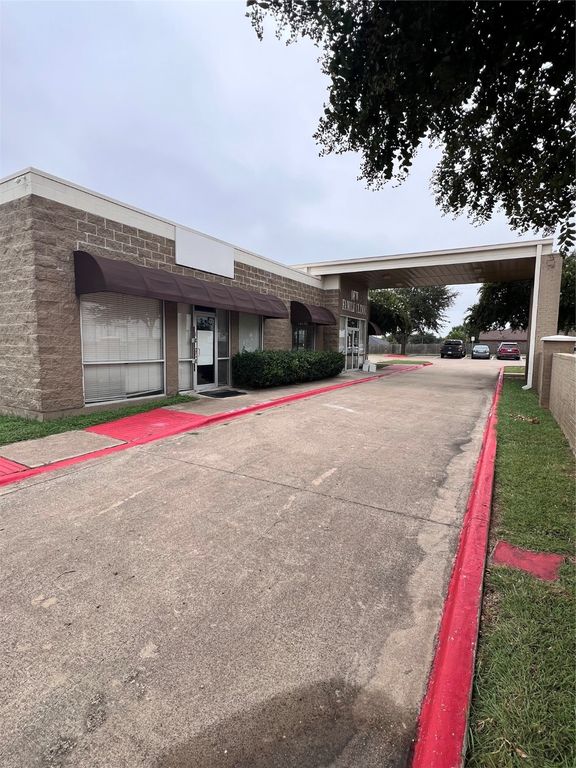 2771 Sherman Street Suite B, Grand Prairie, TX 75051