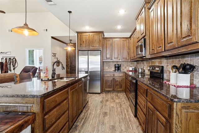 1024 Tex Lane, Springtown, TX 76082