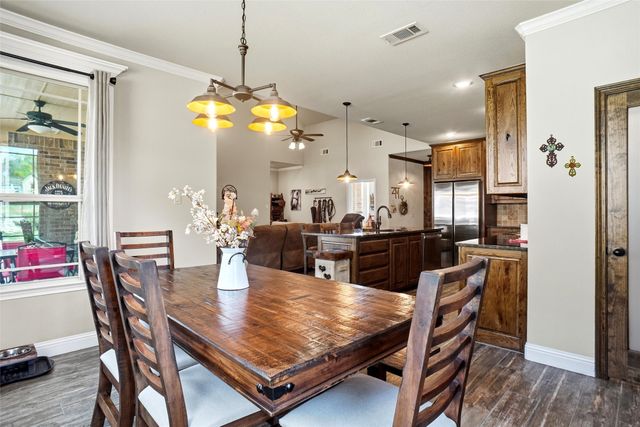 1024 Tex Lane, Springtown, TX 76082