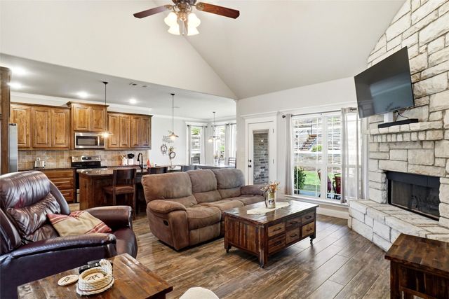 1024 Tex Lane, Springtown, TX 76082