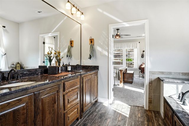 1024 Tex Lane, Springtown, TX 76082