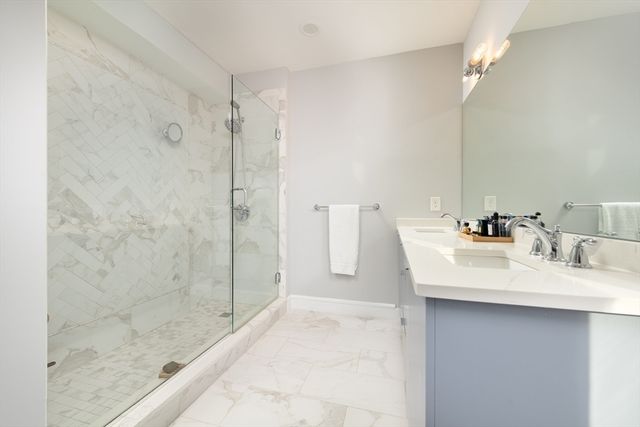 48 Robey St. TWNHSE, Boston, MA 02119