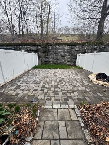 48 Robey St. TWNHSE, Boston, MA 02119