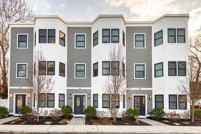 48 Robey St. TWNHSE, Boston, MA 02119