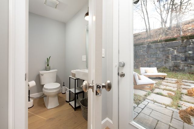 48 Robey St. TWNHSE, Boston, MA 02119