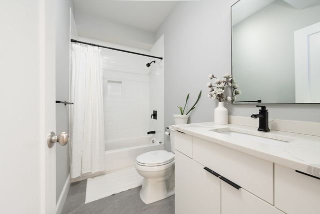 48 Robey St. TWNHSE, Boston, MA 02119