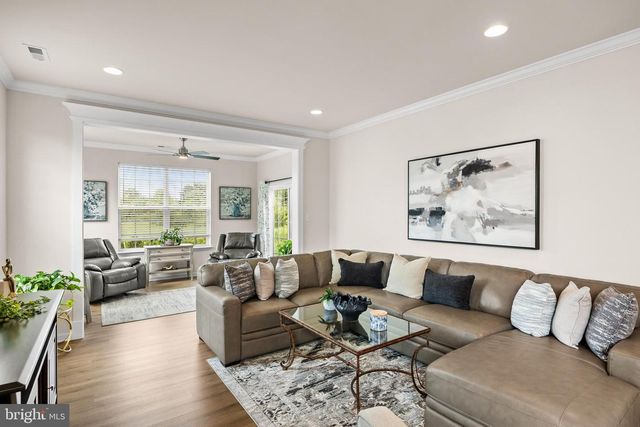 29 QUEENSFERRY DR, Williamstown, NJ 08094