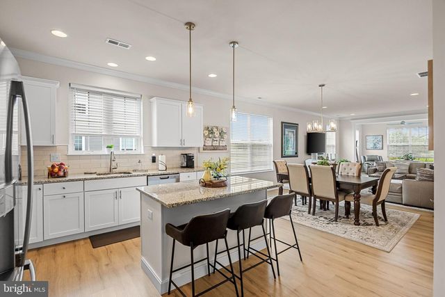 29 QUEENSFERRY DR, Williamstown, NJ 08094