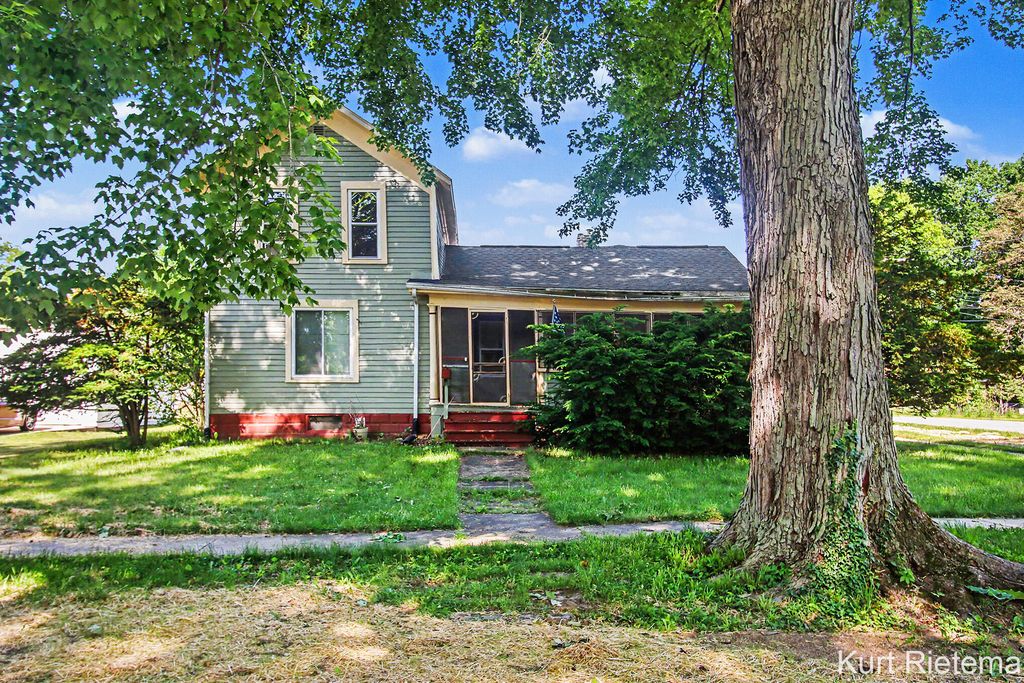 220 Hamilton Avenue, Bangor City, MI 49013