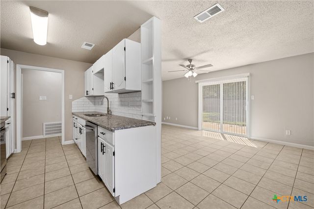 1117 Rhonda Lee Street, Copperas Cove, TX 76522