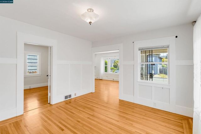 439 44th St, Richmond, CA 94805