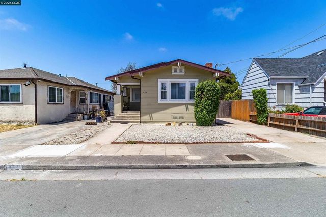439 44th St, Richmond, CA 94805