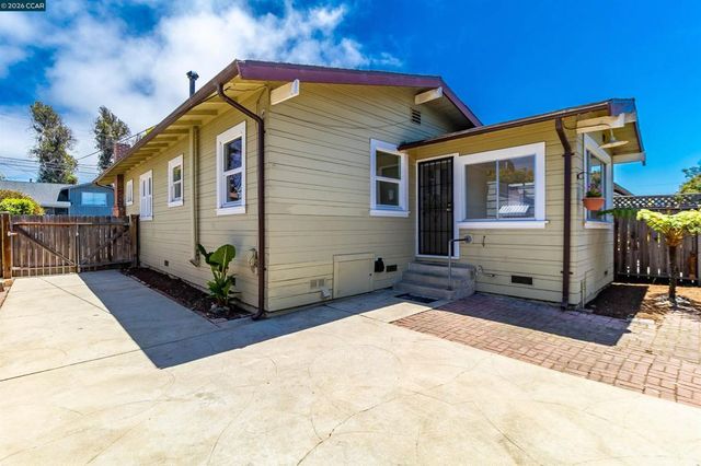 439 44th St, Richmond, CA 94805