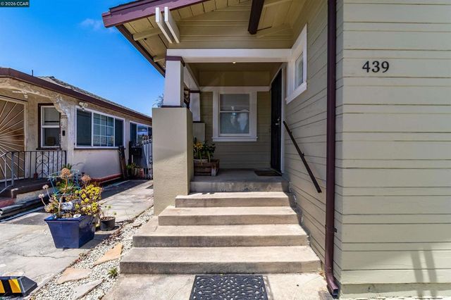 439 44th St, Richmond, CA 94805