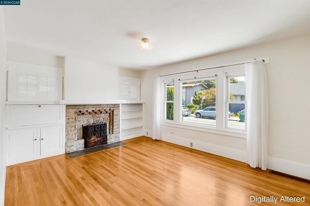 439 44th St, Richmond, CA 94805