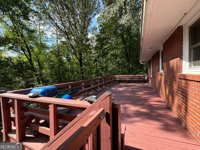 156 Brett Road, Cleveland, GA 30528