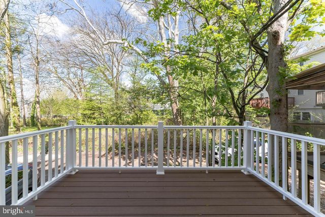 33 E GORGAS LN, Philadelphia, PA 19119