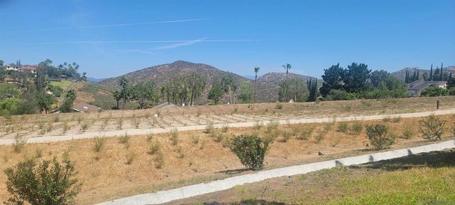 17758 Villamoura Dr, Poway, CA 92064