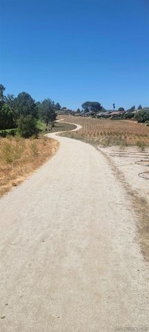 17758 Villamoura Dr, Poway, CA 92064