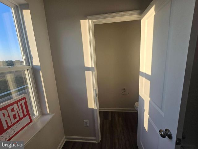 1368 RED CLOVER LN, Ranson, WV 25438