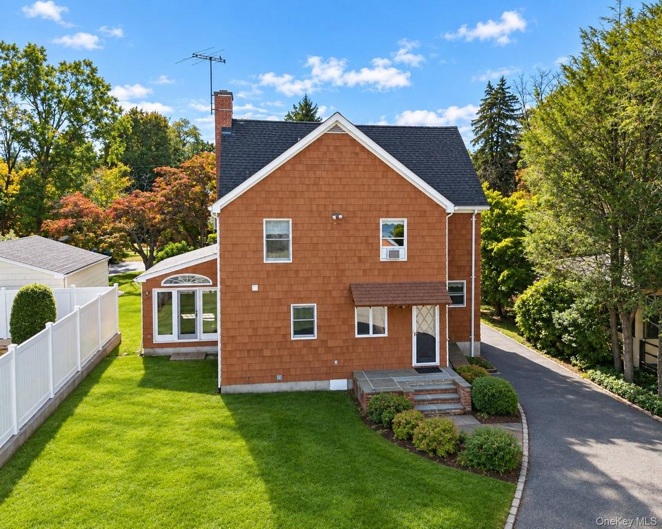 84 Davenport Avenue, Port Chester, NY 10573 — photo 2