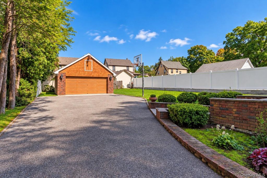 84 Davenport Avenue, Port Chester, NY 10573 — photo 5