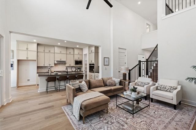 1242 Robin TRL, Round Rock, TX 78681